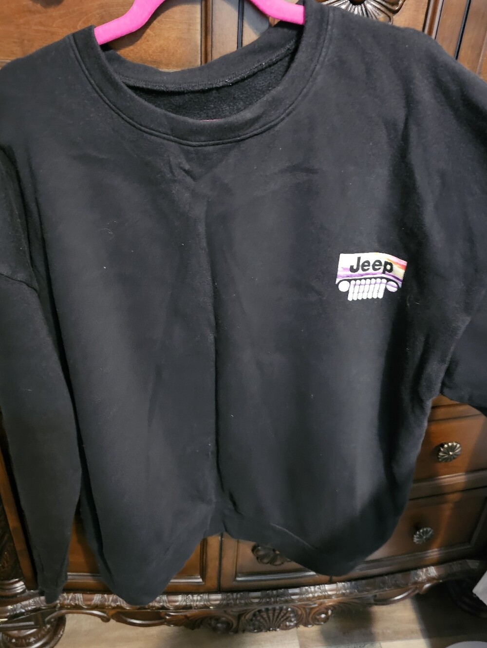 Jeep Black Sweatshirt with Rainbow Accent Size XXL